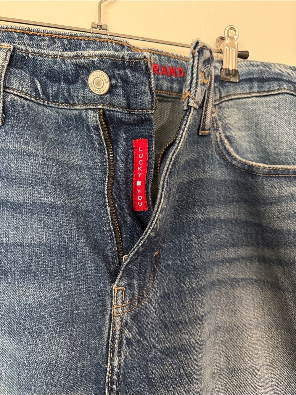 Lucky Brand - 90s Loose High Rise Crop - Picture 2 of 5